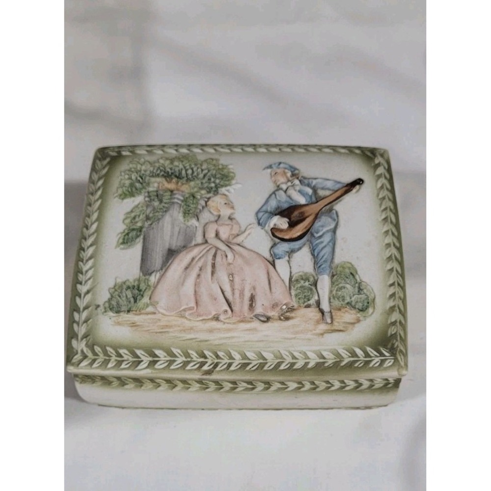 Vintage Bisque Porcelain trinket box Collectable 3D Victorian couple.